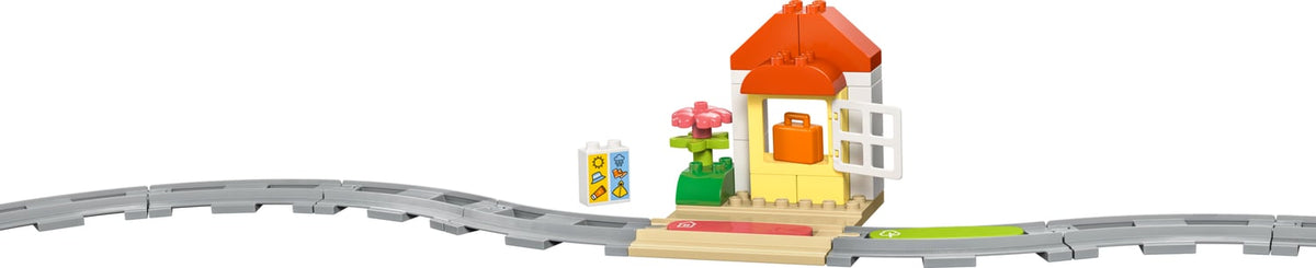 LEGO® DUPLO® Kasabası İnteraktif Macera Treni 10427 - Işıklı Sesli Yapım Seti (57 Parça, 2 Yaş+)