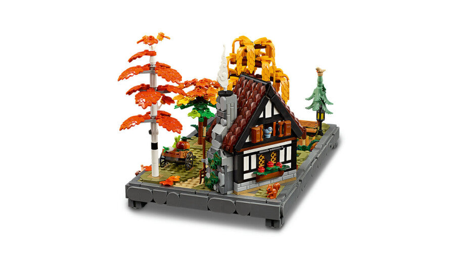 LEGO Icons Sonbahar Bağ Evi Bahçesi 11372 - 1102 Parça Yapım Seti