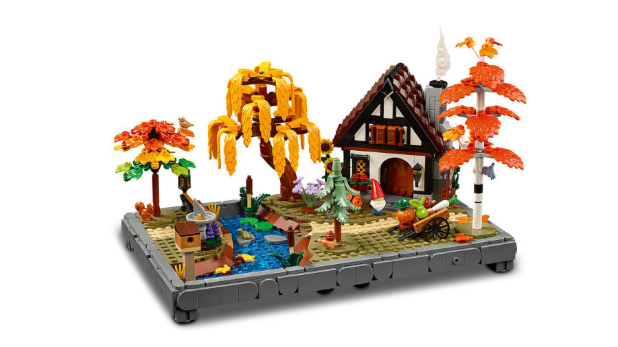 LEGO Icons Sonbahar Bağ Evi Bahçesi 11372 - 1102 Parça Yapım Seti