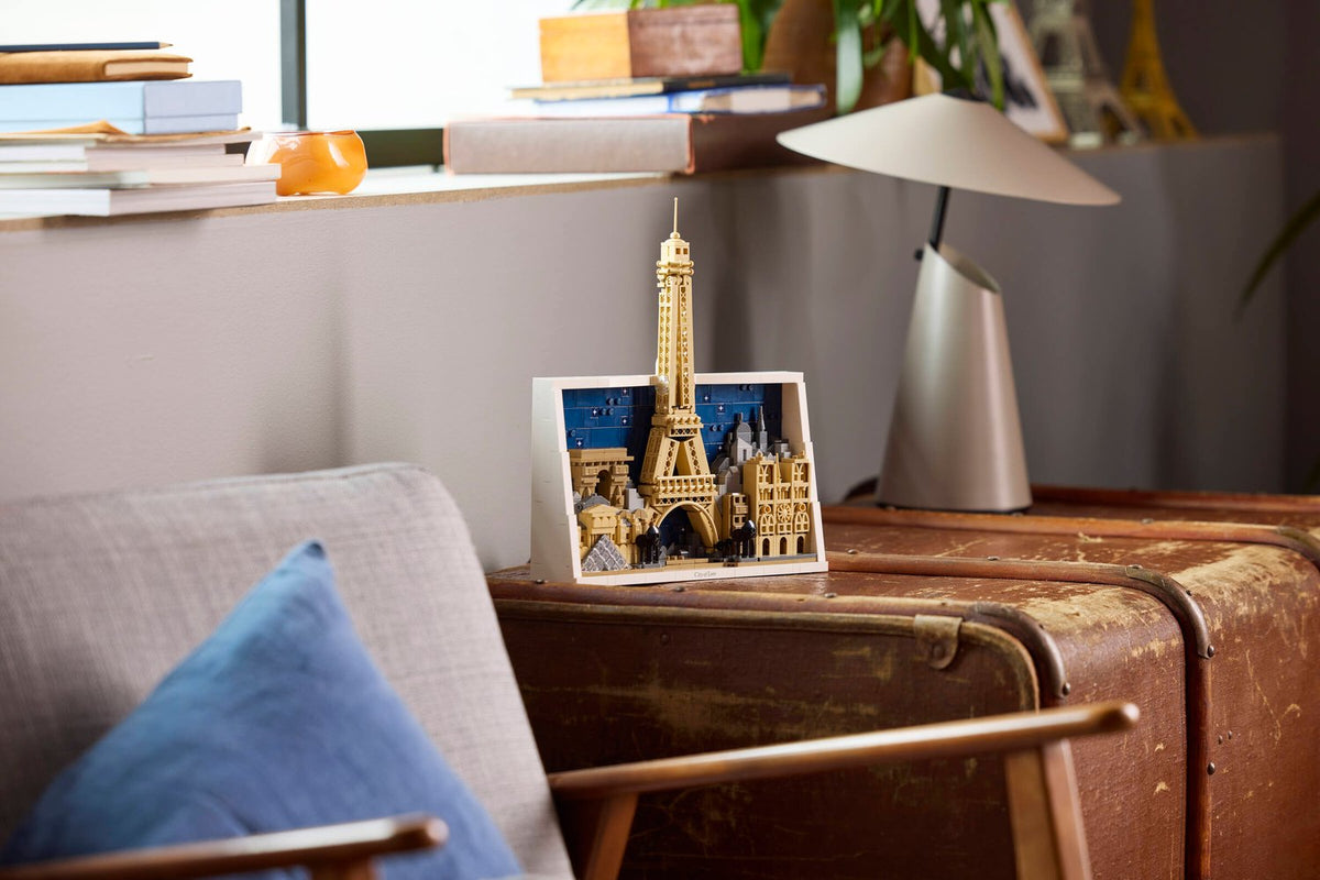 LEGO Architecture Paris – Aşıklar Şehri 21064 | 958 Parça Yetişkin Yapım Seti