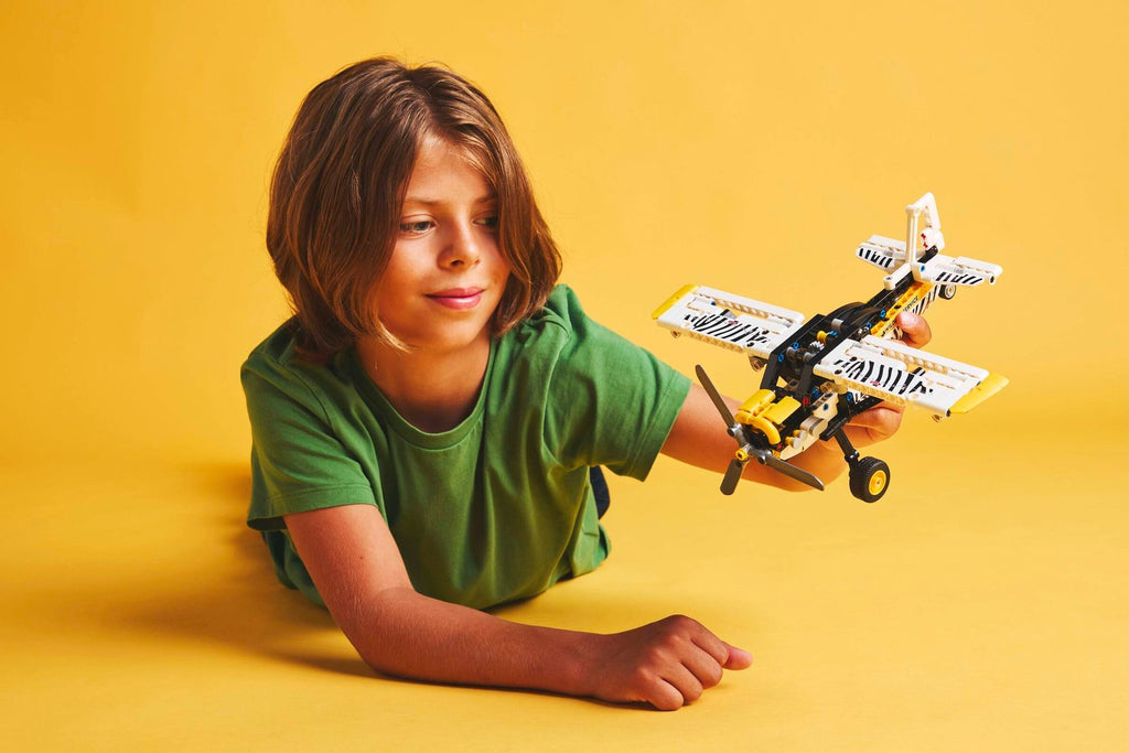 LEGO Technic Arazi Uçağı 42198 - 333 Parça Yapım Seti (8+ Yaş)