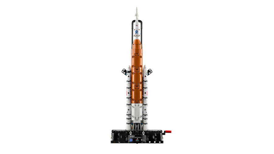 42221 Lego Technic NASA Artemis Uzay Fırlatma Sistemi Roketi 632 parça +9 yaş
