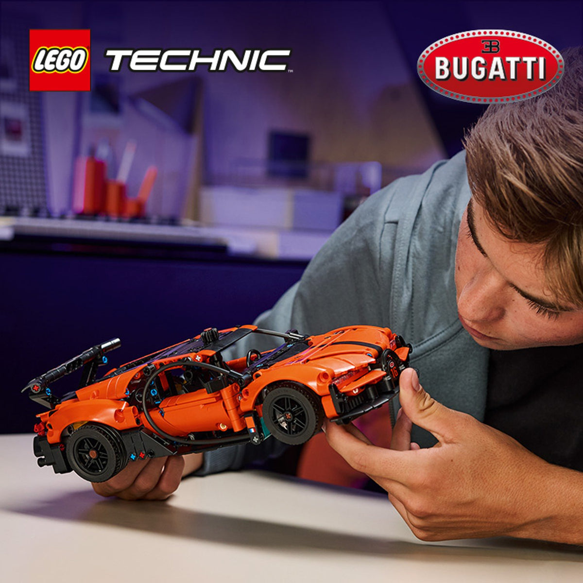 LEGO Technic Bugatti Chiron Pur Sport Hiper Araba 42222 - 771 Parça Yapım Seti (9+ Yaş)