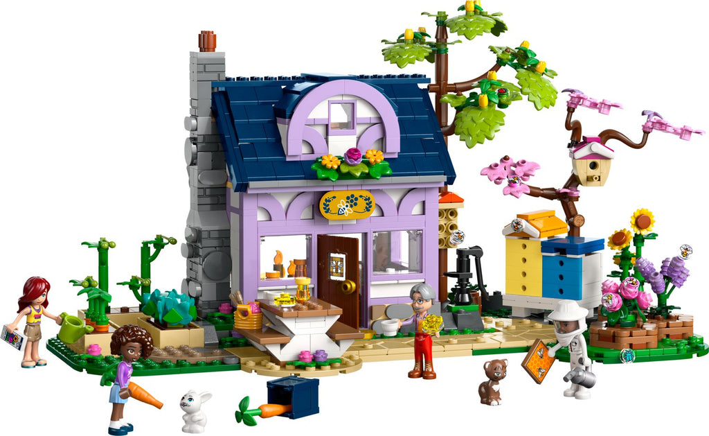 LEGO Friends Arıcıların Evi ve Çiçek Bahçesi 42669 - 1161 Parça Yapım Seti, 12 Yaş ve Üzeri
