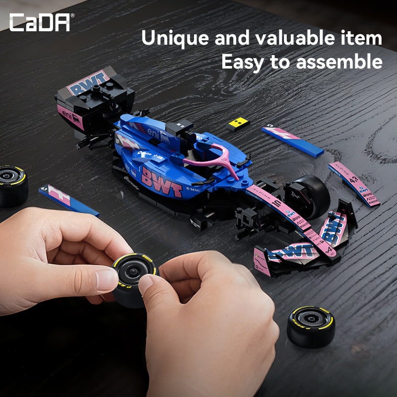 CaDA C55024W BWT Alpine F1 A525 Yapı Bloğu Model Araç Seti - 1:24 Ölçek, 300 Parça, 8+ Yaş