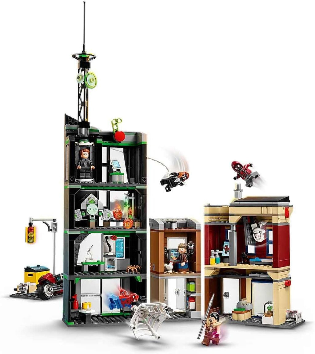 LEGO Marvel Örümcek Adam, Oscorp'a Karşı 76324 - 808 Parça Yapım Seti, 8 Minifigür (10+ Yaş)