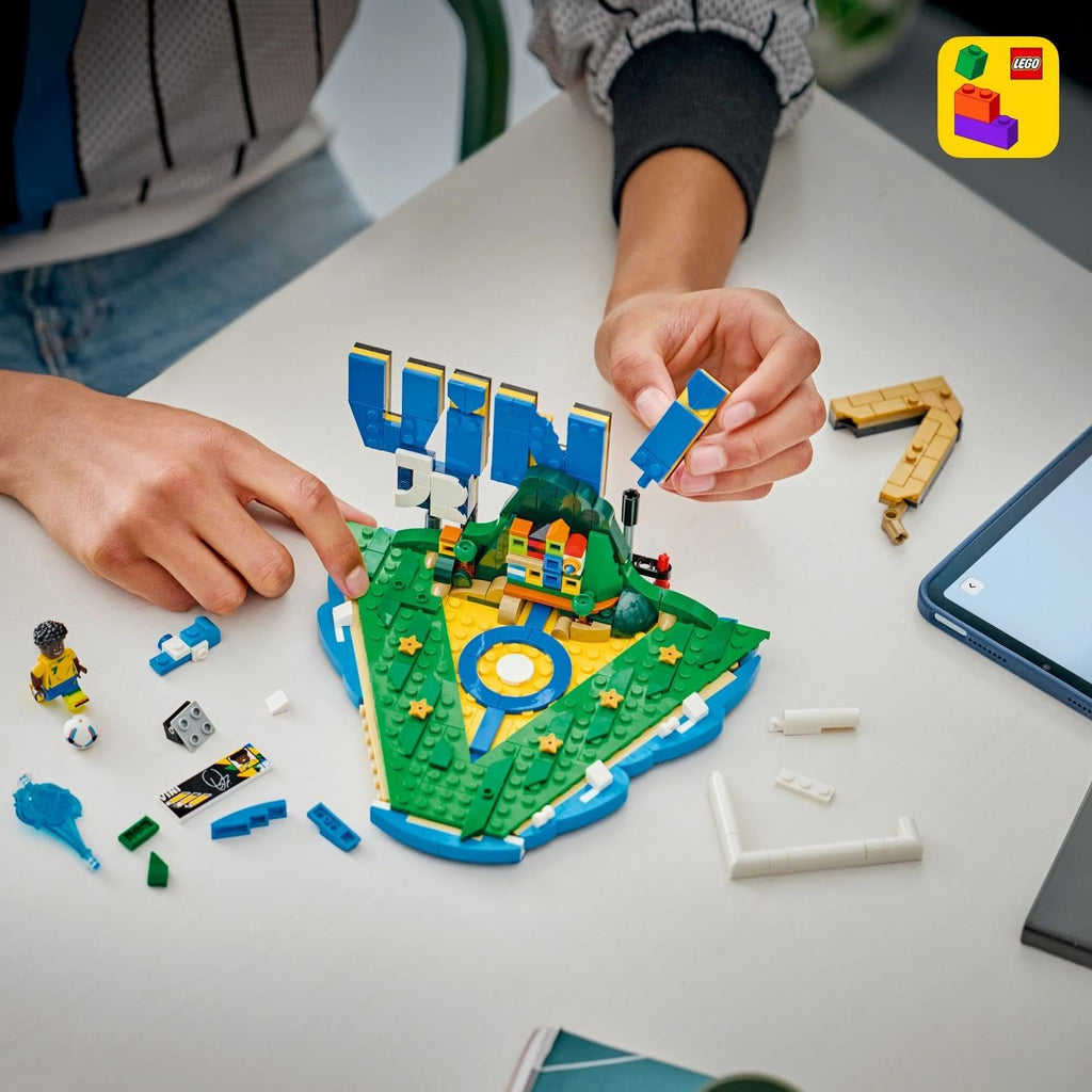 LEGO Editions Vini Jr. – Football Highlights 43027 | Vinicius Junior Futbol Sergilik Yapım Seti (510 Parça)