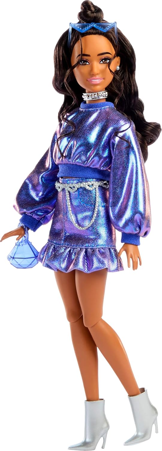 Barbie Stil İkonu Bebek – Metalik Mavi Bluz ve Etek Kombinli, Dalgalı Kahverengi Saçlı (7)