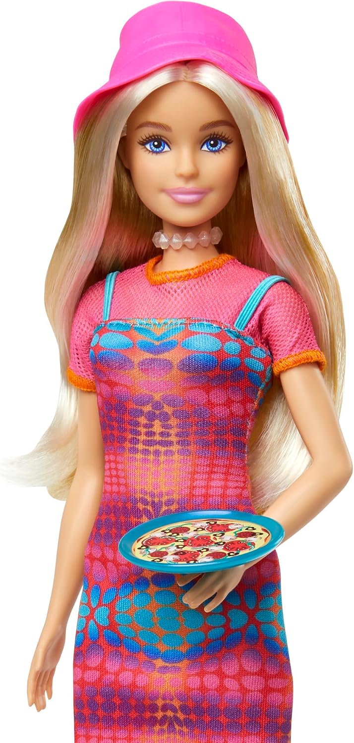 Barbie Dünyayı Geziyoruz İtalya Macerası Bebek ve Aksesuar Seti - Pizza, Dondurma, Şapka ve Güneş Gözlüğü Dahil, 3+ Yaş