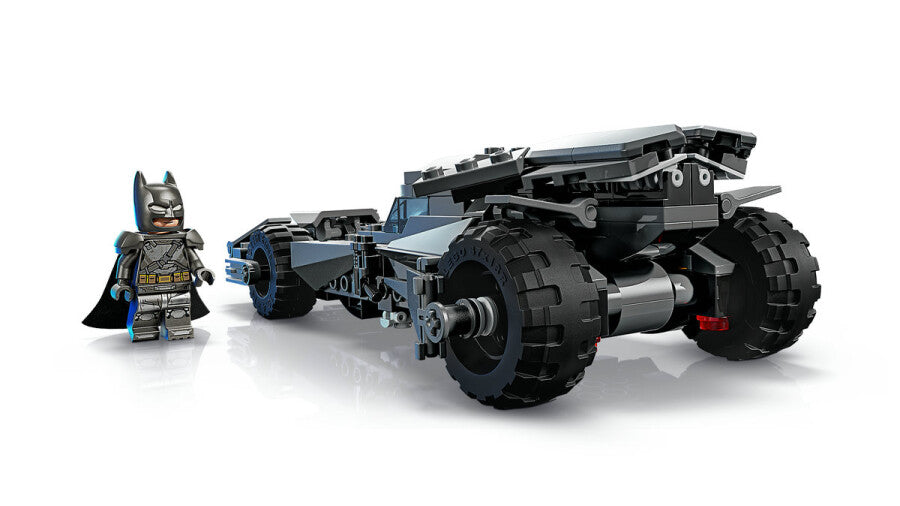 LEGO DC Batman ve Superman Batmobile 76331 - 220 Parça Yapım Seti