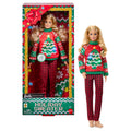 Barbie Holiday Sweater bebeği, yılbaşı kazağı giyen koleksiyona uygun bebek