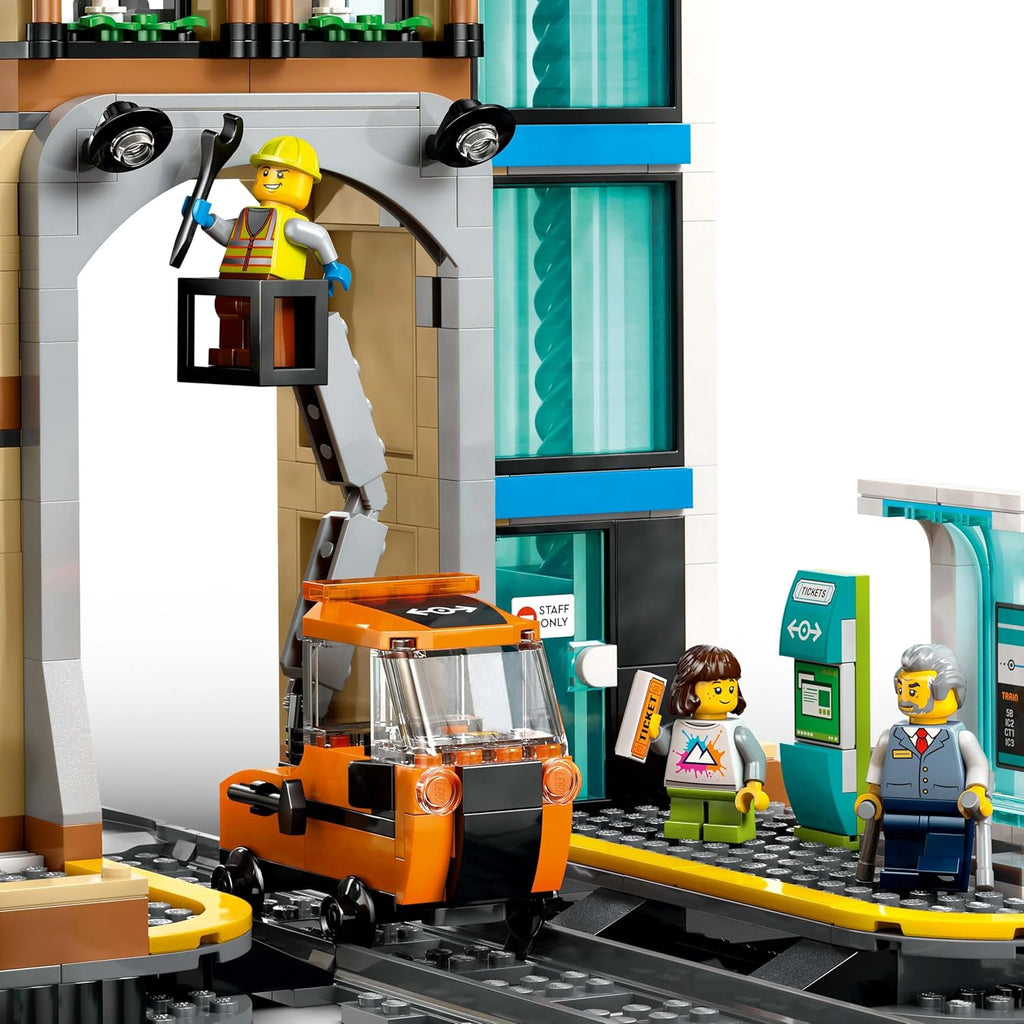 LEGO City Merkez Tren İstasyonu 60469 - 752 Parça Yapım Seti, 3 Katlı Tren İstasyonu, 7+ Yaş