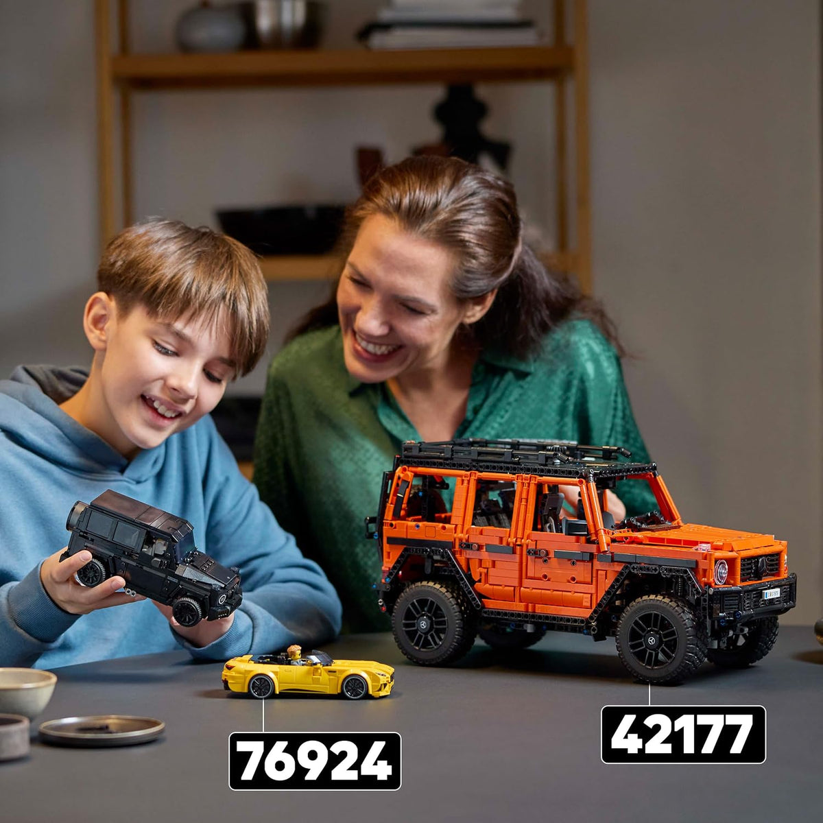 LEGO Technic Mercedes-Benz G 500 PROFESSIONAL Line 42177 - Yetişkinler İçin 2891 Parça Model Araç Yapım Seti