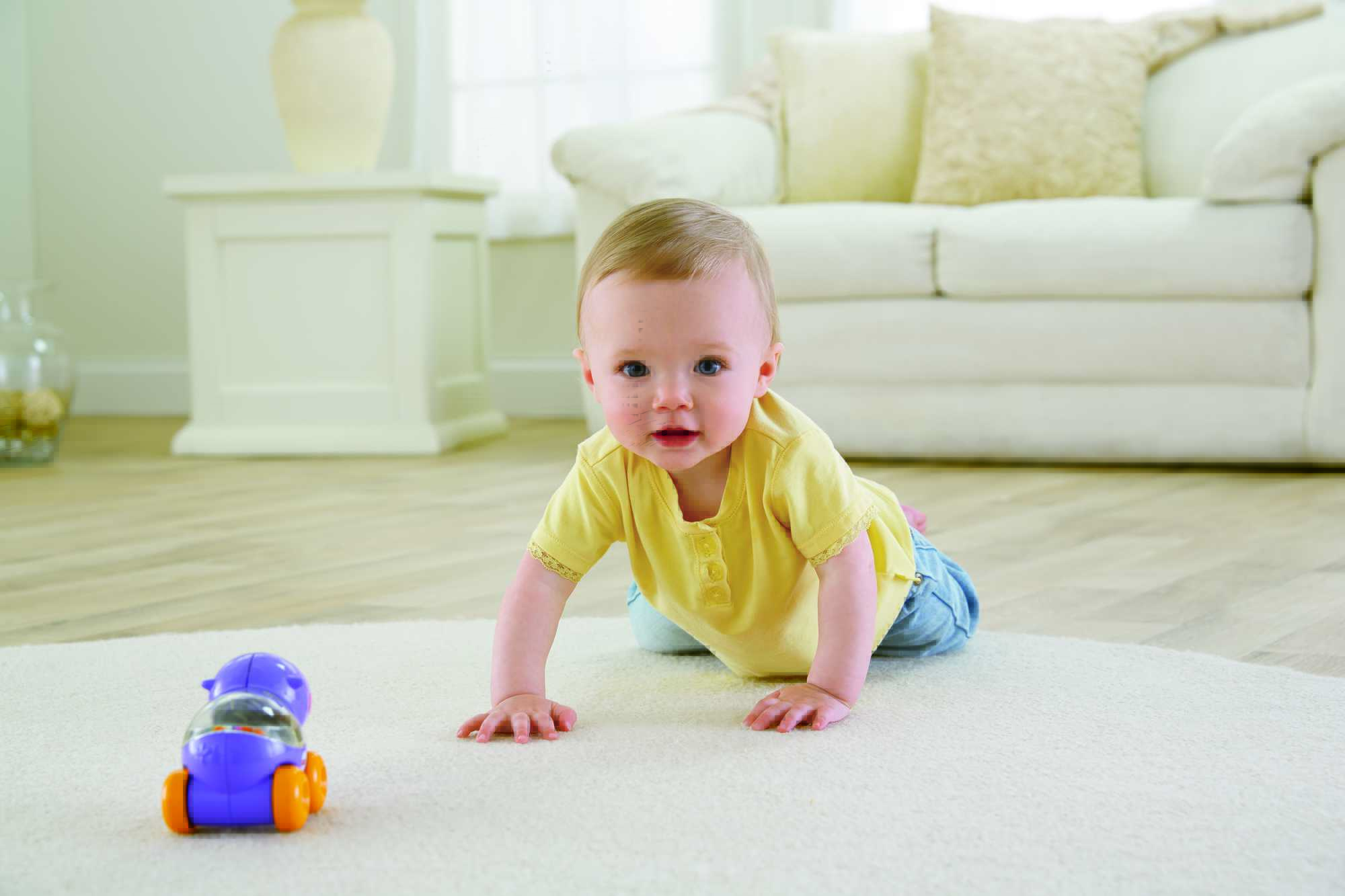 Fisher Price Poppity Araçlar, Emeklemeye Teşvik Edici Zıplayan Renkli Toplar, Eğlenceli Sesler, BGX29