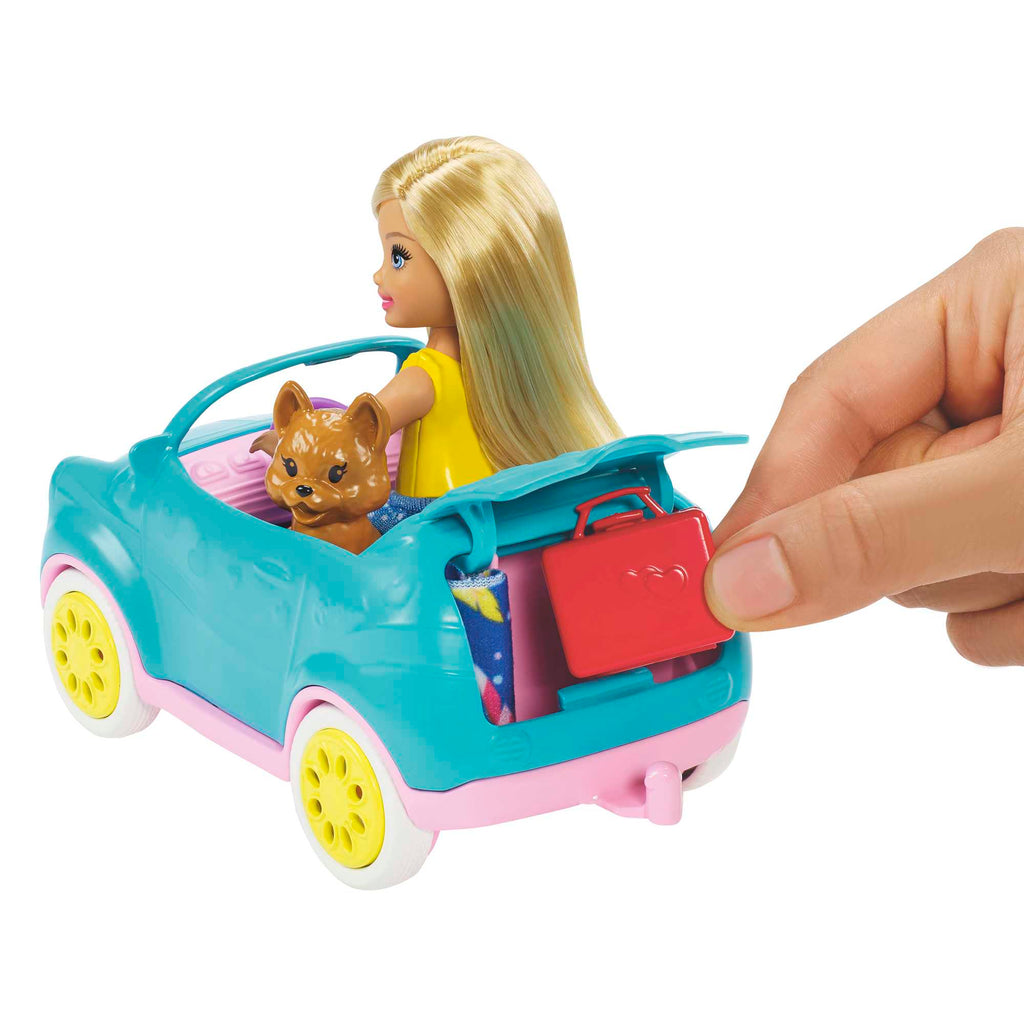 Barbie Club Chelsea Karavanı Oyun Seti, Chelsea'nin Yavru Köpeği ve Aksesuarlar FXG90