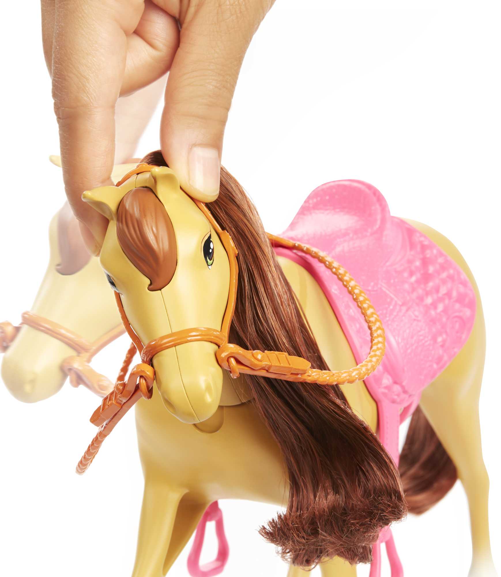 Barbie ve Chelsea Oyun Seti, Barbie Bebekler, 2 At ve 15'ten Fazla Aksesuar Dahil FXH15