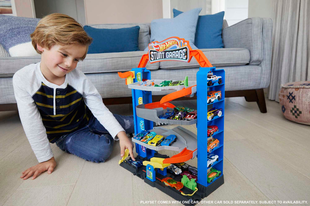 Hot Wheels Maceraya Başlangıç Garajı, 4 Katlı, 3-8 Yaş Arası Çocuklar İçin GNL70