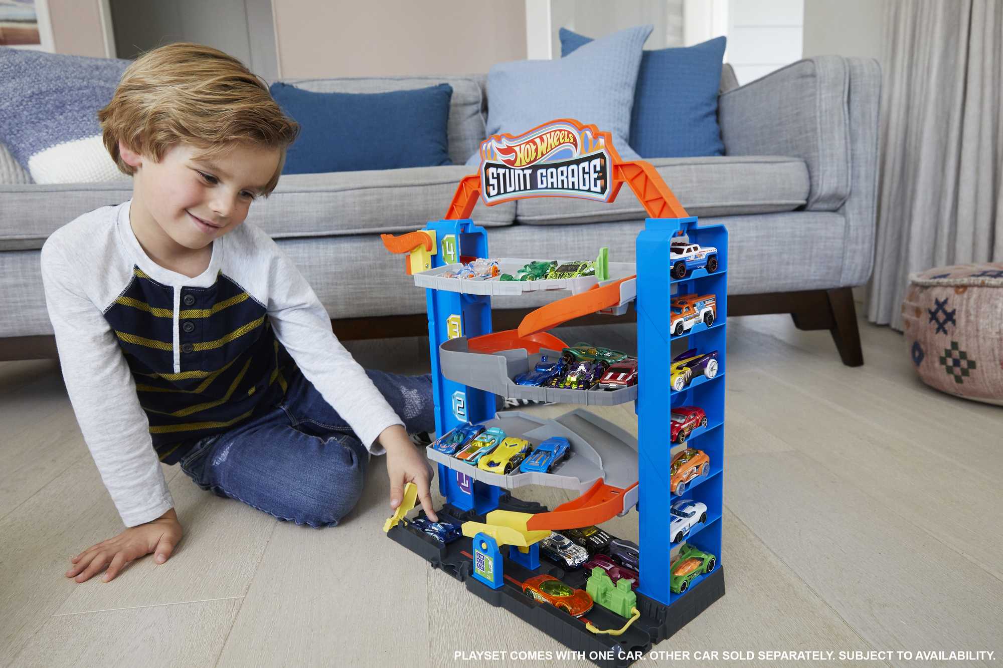 Hot Wheels Maceraya Başlangıç Garajı, 4 Katlı, 3-8 Yaş Arası Çocuklar İçin GNL70