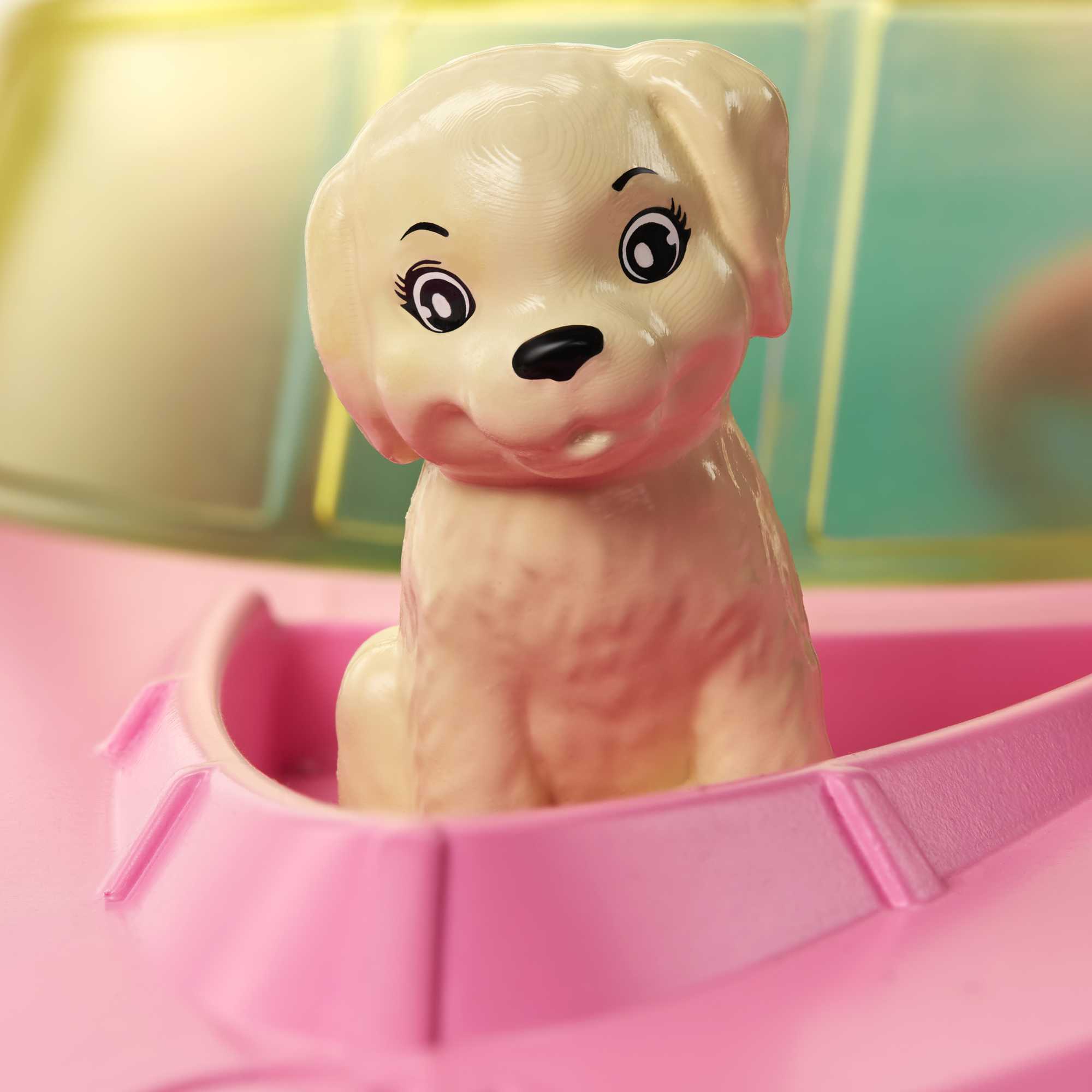 Barbie Bebek ve Teknesi, Oyuncak Köpek ve Aksesuarlar İle Suda Yüzer, 3-7 Yaş Arası İçin GRG30