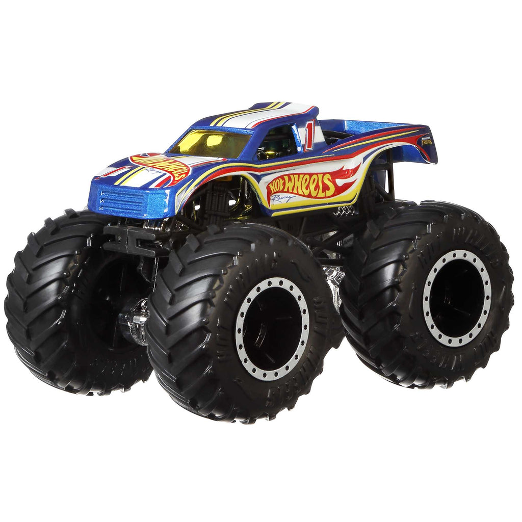 Hot Wheels® Monster Trucks 1:64 ölçekli araçlar, 2'li paket; 1 adet metal Monster Truck aracı ve 1 adet araba