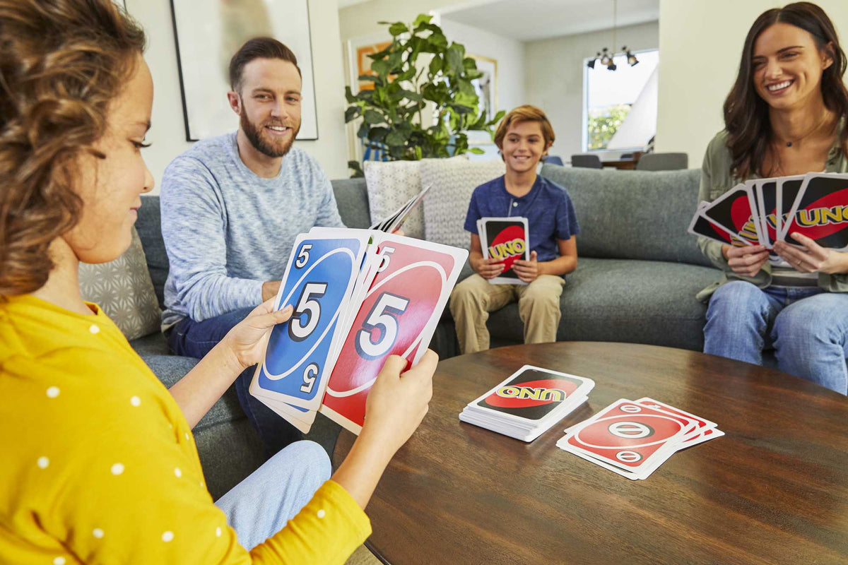 UNO Giant Dev Boy Kart Oyunu