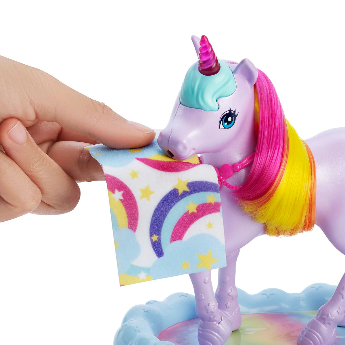 Barbie™ Dreamtopia Oyun Seti, Barbie® Bebek, Tek Boynuzlu At ve Renk Değiştiren Tuvalet