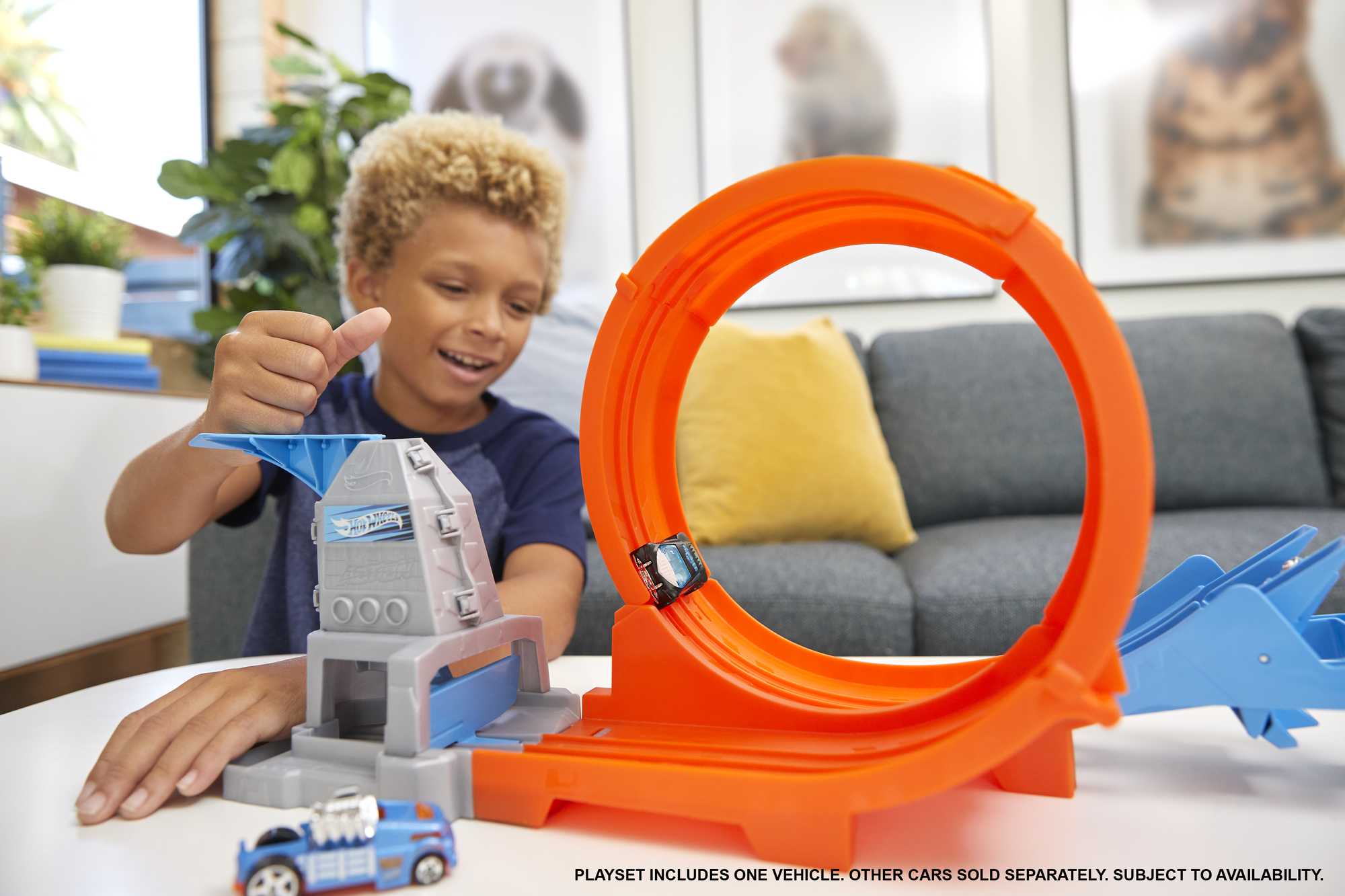Hot Wheels® Döngü Göstergesi Parkuru Oyun Seti