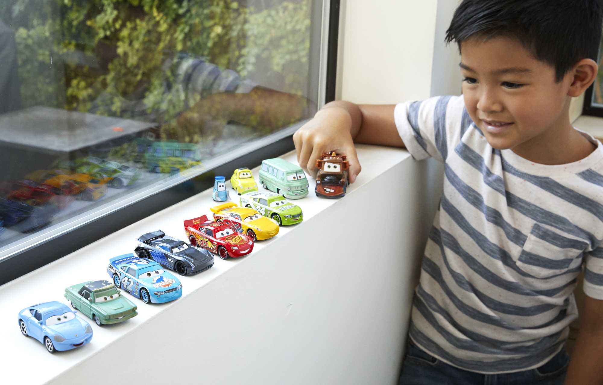 Disney Pixar Cars 10'lu Metal Araç Paketi