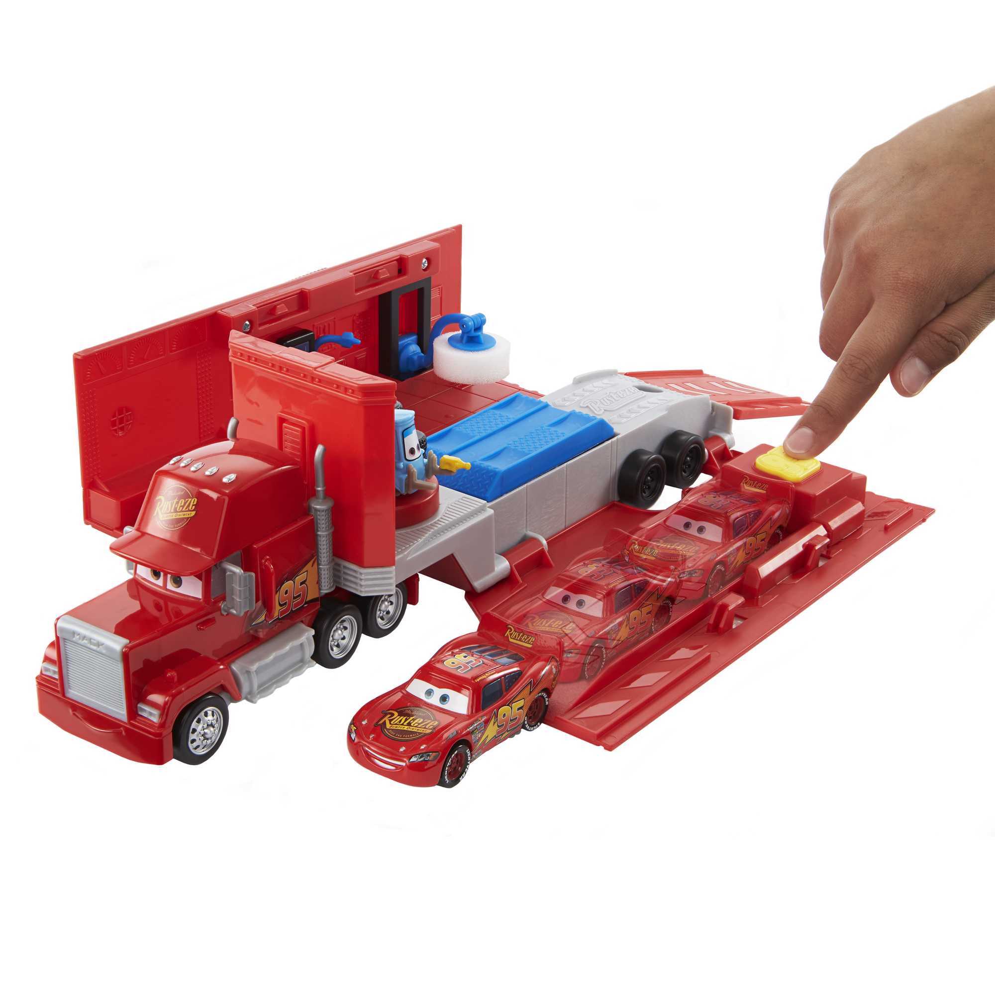 Disney ve Pixar Cars dönüştürülebilir Mack oyun seti, 2'si 1 arada oyuncak kamyon ve ayar istasyonu