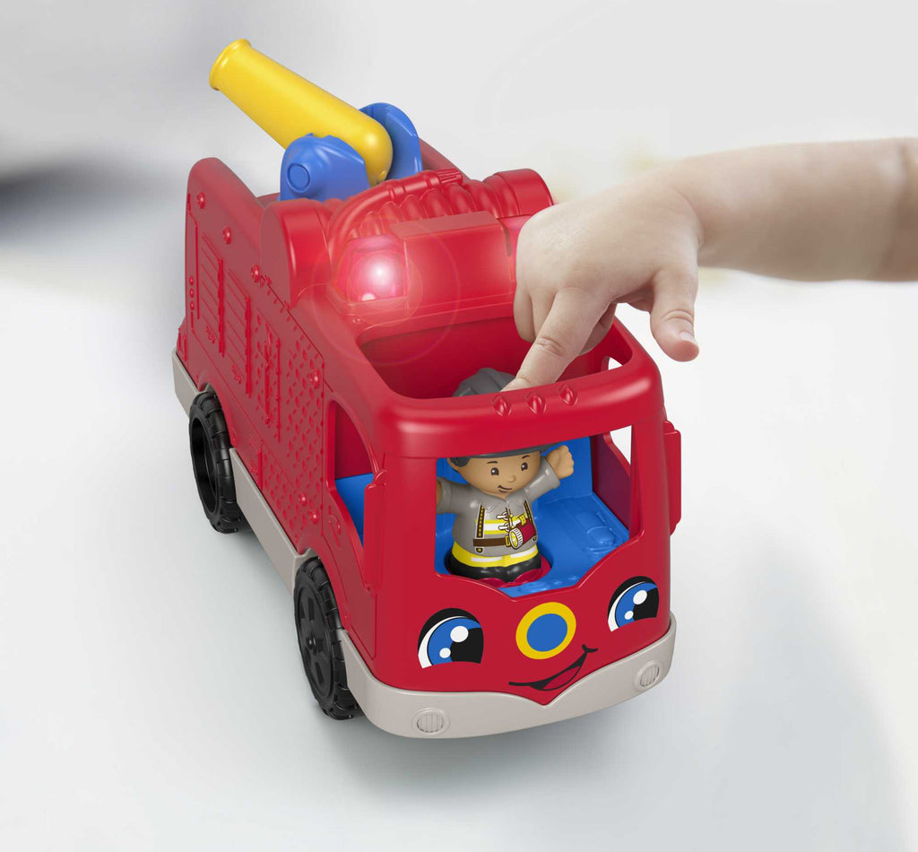 Little People Yardımsever İtfaiye Arabası, Türkçe ve İngilizce dil seçenekleriyle, eğlenceli müzikleriyle, 1-5 yaş arası çocuklar için uygundur