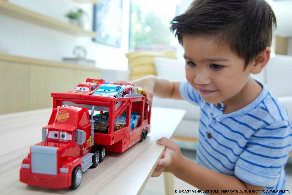Disney Pixar Cars Mack Taşıyıcı Tır