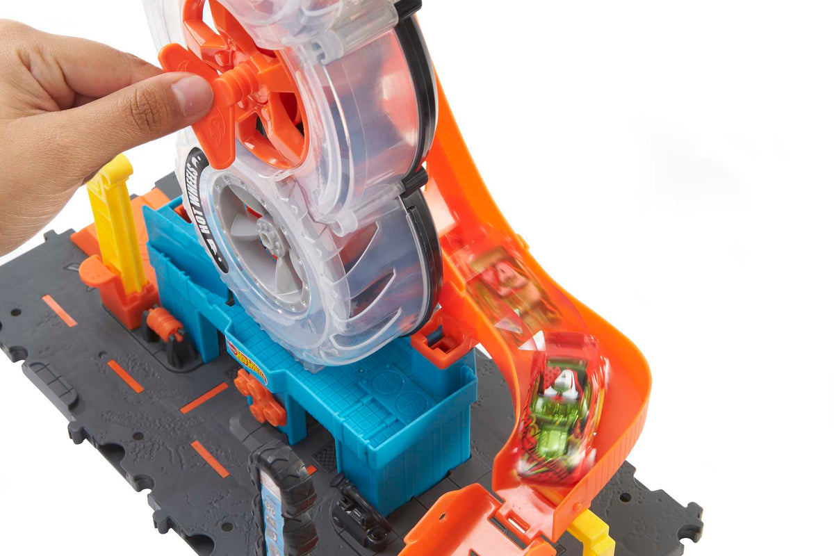 Hot Wheels™ City Tekerlek Kulesi™ oyun seti, 4-8 yaş arası çocuklar için hediye