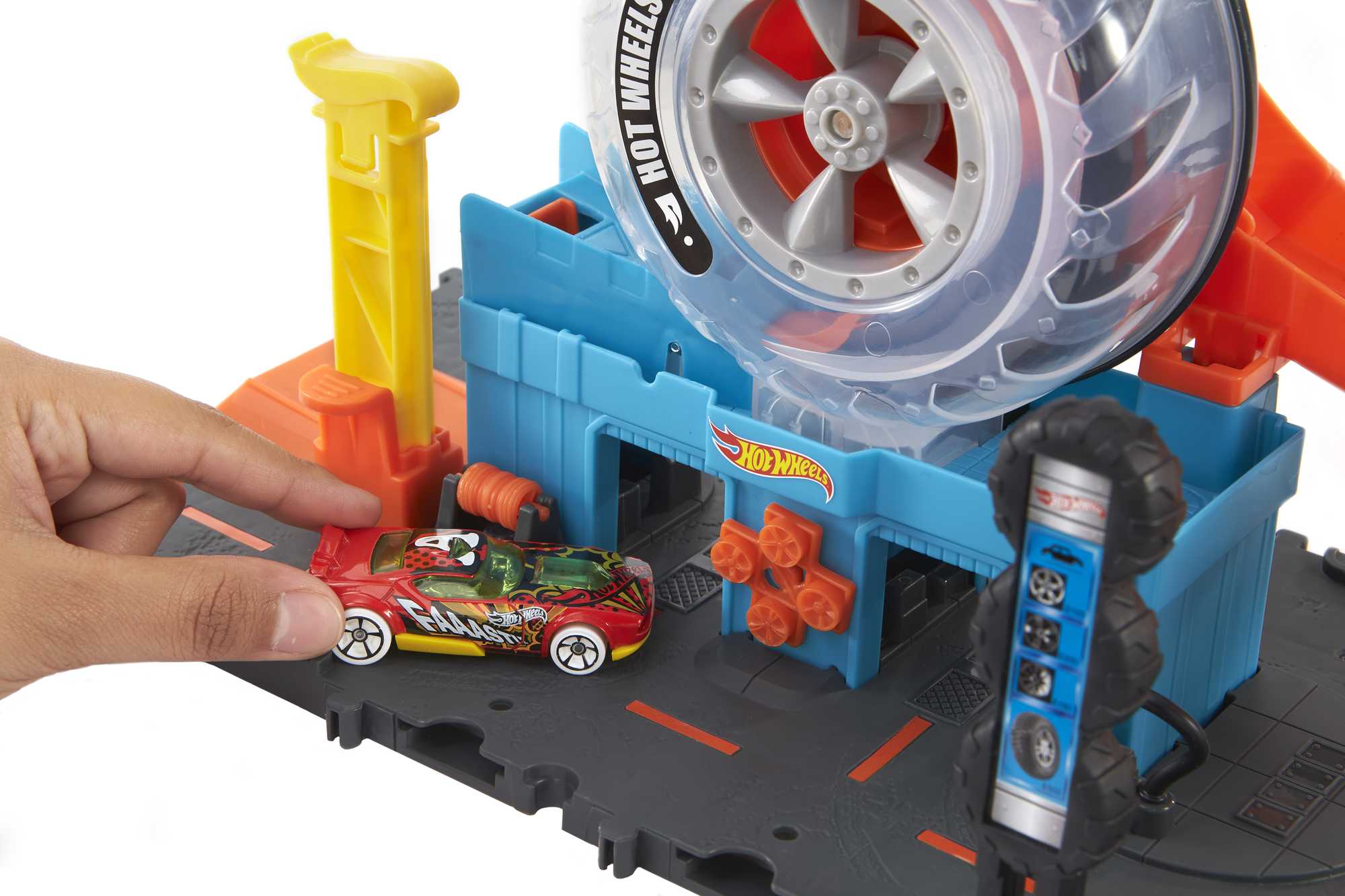 Hot Wheels™ City Tekerlek Kulesi™ oyun seti, 4-8 yaş arası çocuklar için hediye
