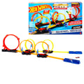 Hot Wheels® Çok Çemberli Yarış™ Oyun Seti ve 1 araba, 4-10 yaş arası çocuklar için hediye
