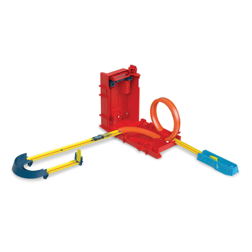 Hot Wheels Track Builder Unlimited Benzin Bidonu Akrobasi Pist Seti - Araba Dahil, 4 Yaş ve Üzeri