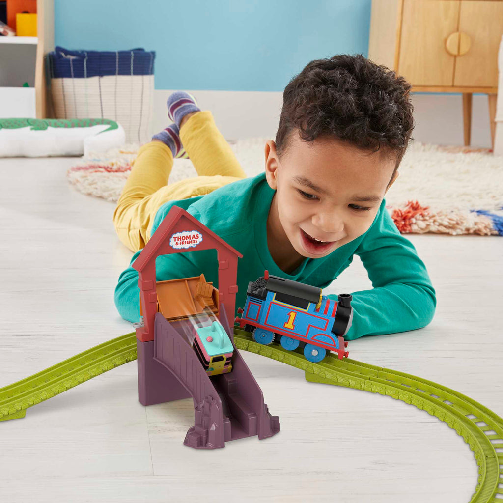 Fisher-Price Thomas ve Arkadaşları Carly ve Sandy Oyun Seti, motorlu tren ve pist seti