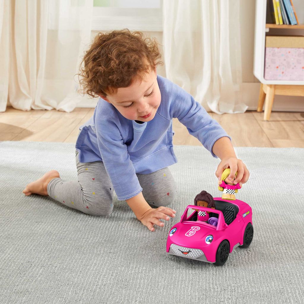 Little People'dan Barbie'nin Üstü Açılır Arabası ve figür seti