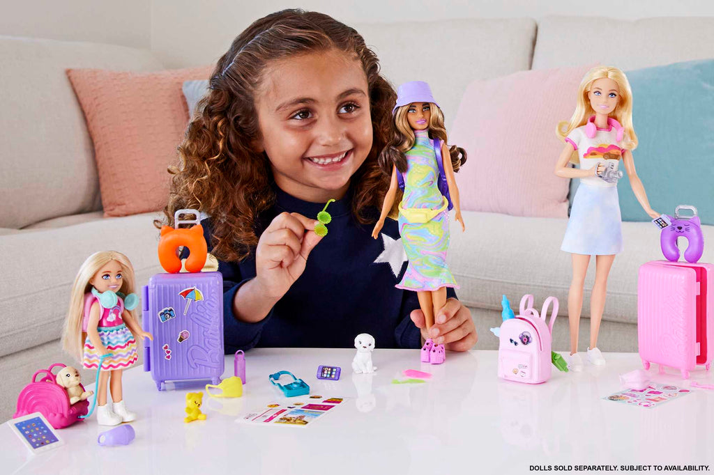 Barbie® oyuncakları, Chelsea™ bebek ve aksesuarları, yavru köpeğiyle seyahat seti