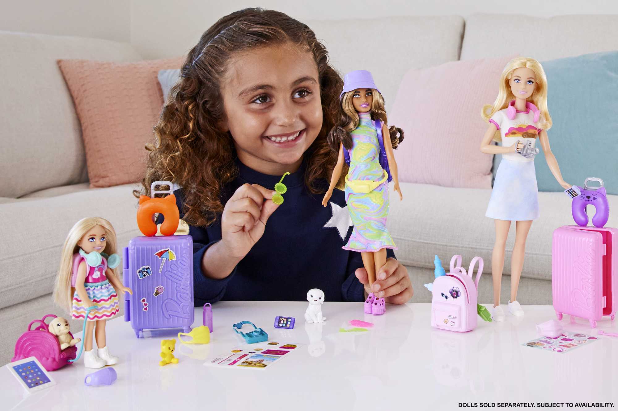 Barbie® oyuncakları, Chelsea™ bebek ve aksesuarları, yavru köpeğiyle seyahat seti