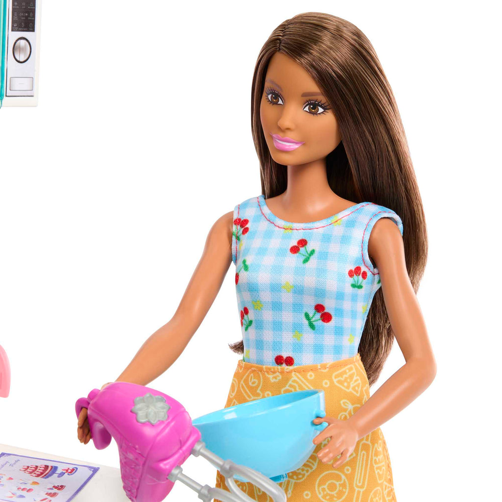 Barbie Pasta Pişirme Mutfağı Oyun Seti (2 Bebekli)