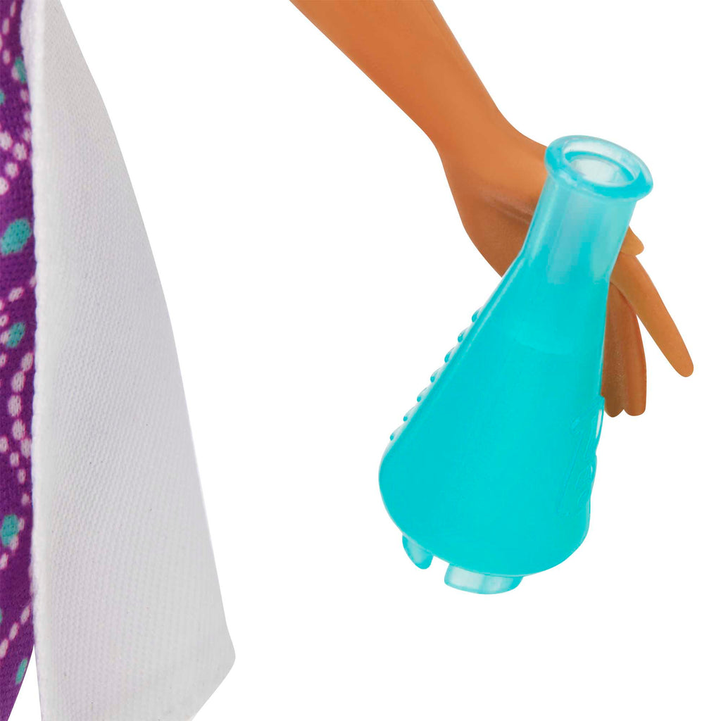 Barbie® Bilim Laboratuvarı oyun seti, 2 bebek, laboratuvar tezgahı ve 10'dan fazla aksesuar
