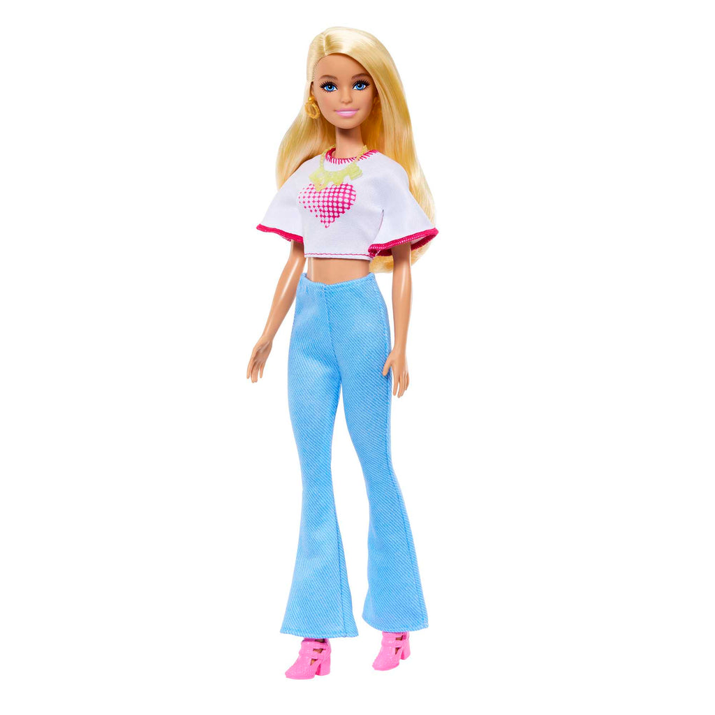 Giysiler ve aksesuarlarla Barbie® ve Ken® kıyafet seti