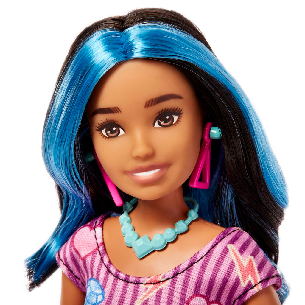 Barbie Skipper'ın Takı Standı Oyun Seti