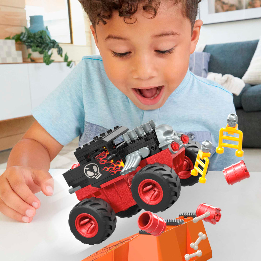 MEGA™ Hot Wheels® Smash N Crash Bone Shaker™ Çarpışma Pisti