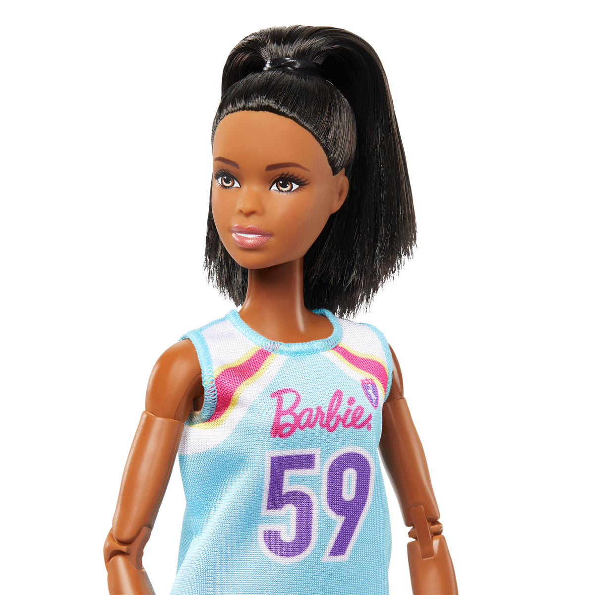 Barbie Sonsuz Hareket Basketbolcu Bebek ve aksesuarları, forması ve topuyla esmer bebek