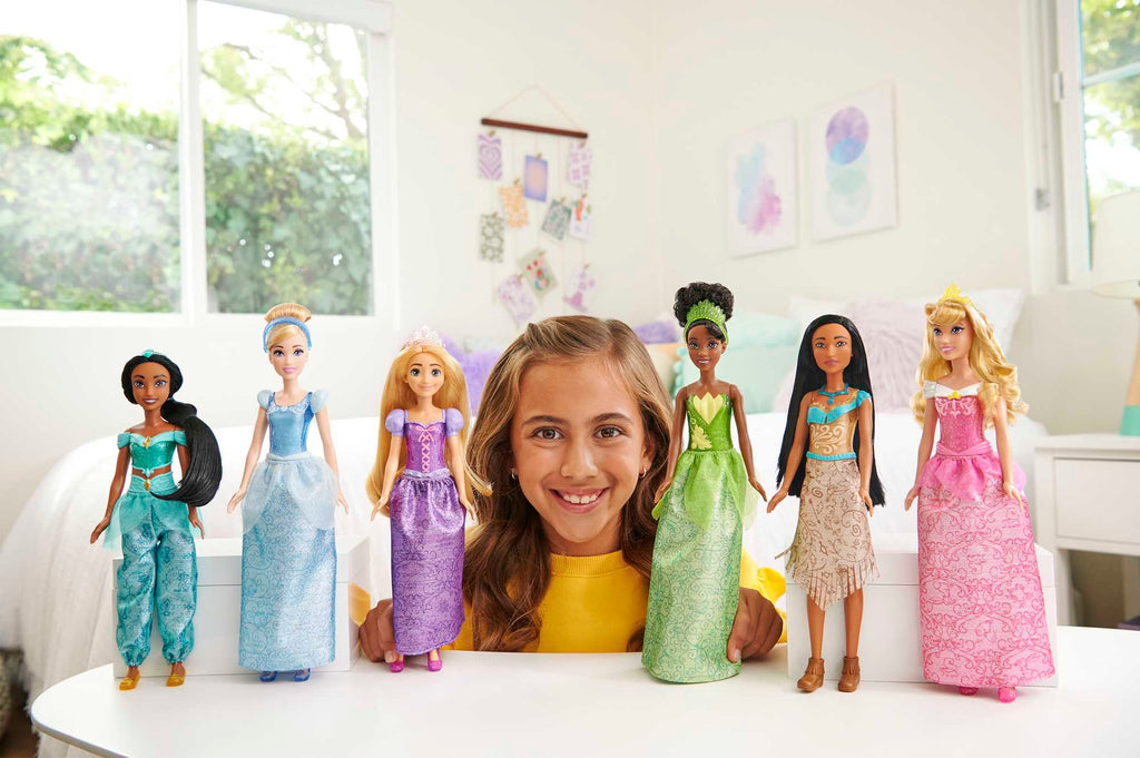 Disney prensesi oyuncakları, moda bebekleri ve aksesuarları