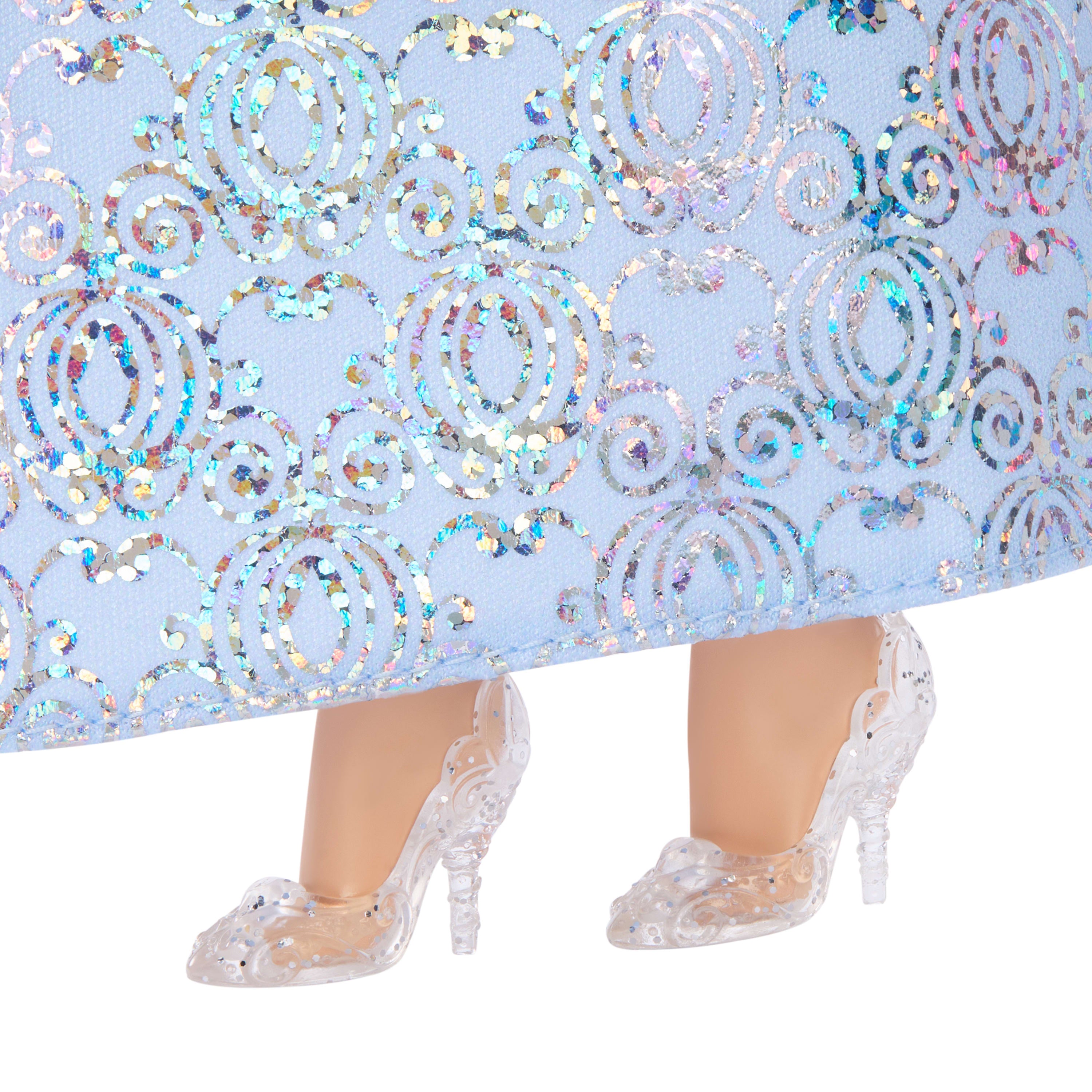 Disney prenseslerinden Cinderella bebek ve aksesuarları