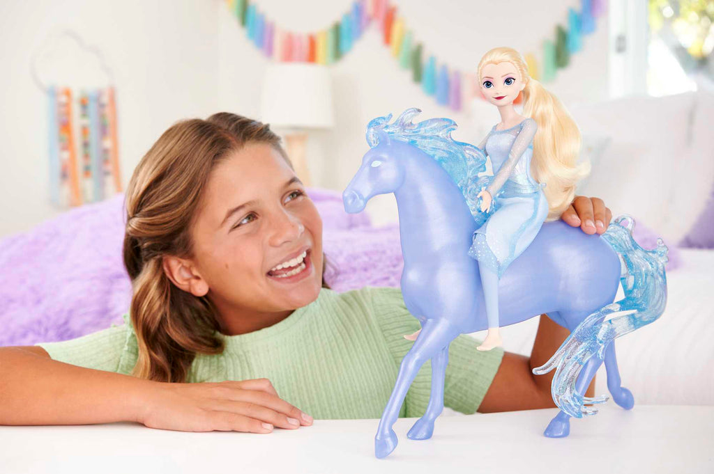 Disney Karlar Ülkesi oyuncakları, Elsa bebek ve Su Nokk'u figürü