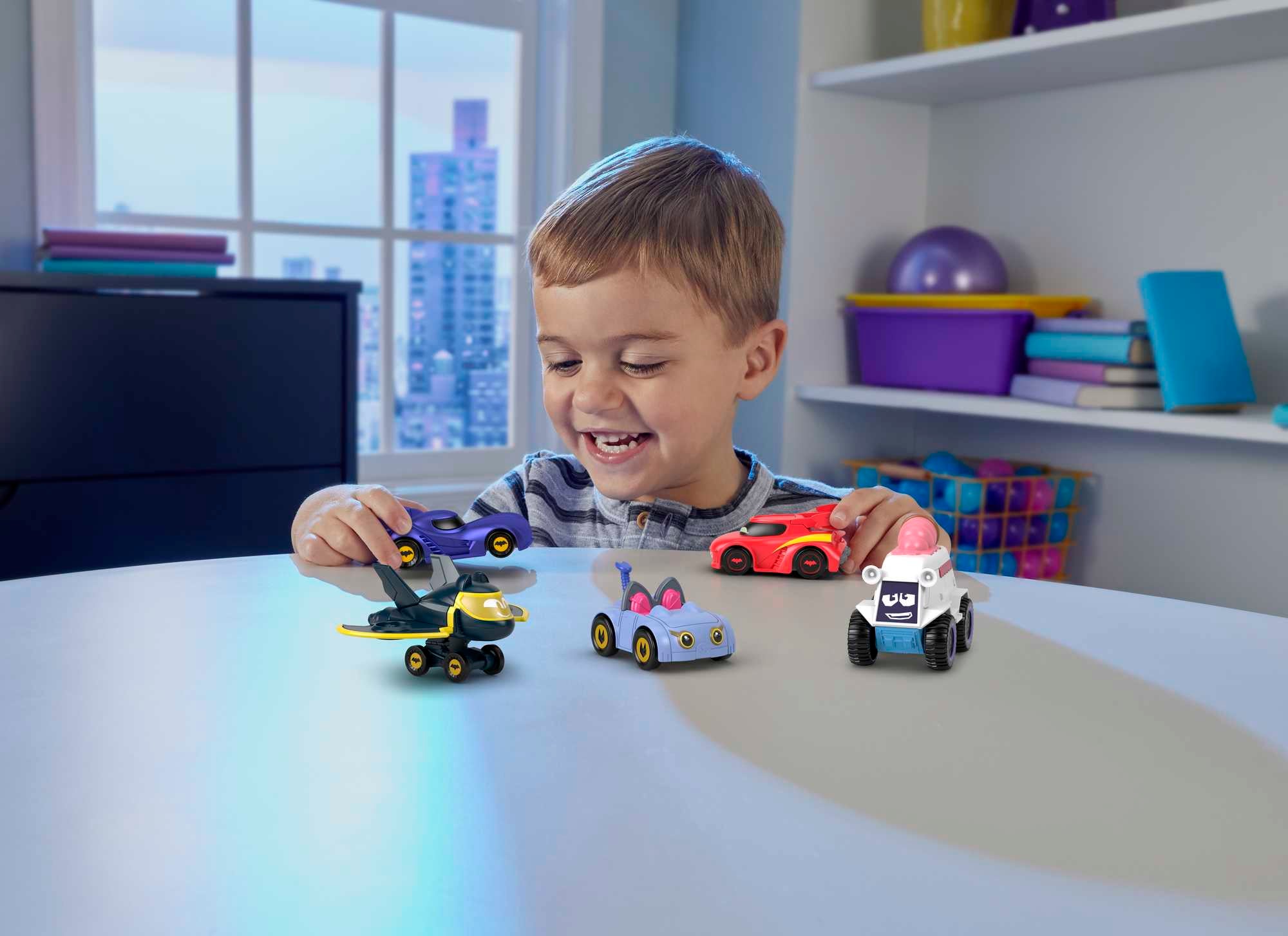 Fisher-Price DC Batwheels 5'li Metal Araç Seti – Batcast Metal 1:55 Ölçek Diecast Oyuncak Arabalar (HML20)