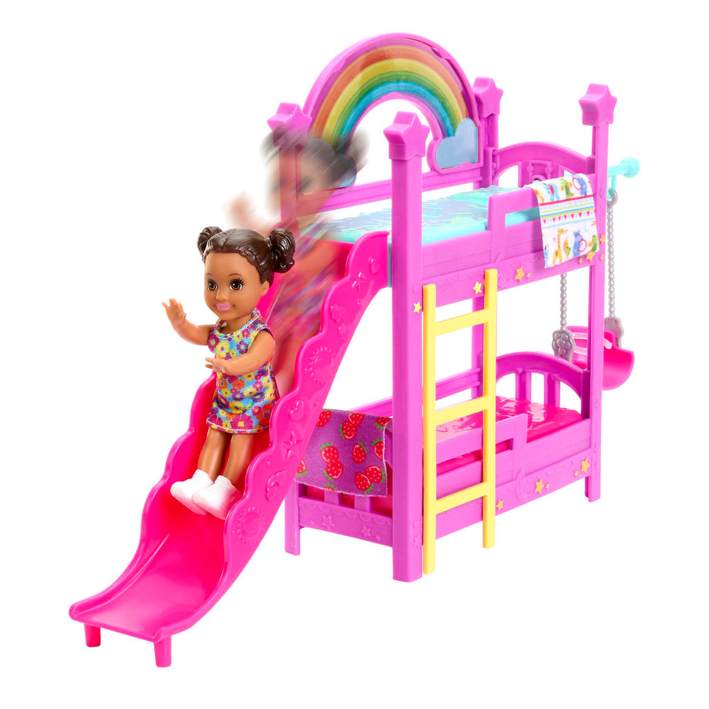 3 bebek, mobilya ve 15'ten fazla aksesuar ile Barbie Skipper Bebek Bakıcılığı Eğlencesi oyun seti
